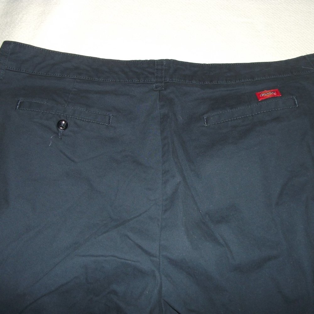 CURATED BY RUA'H KIBRIYA: Dickies 18 Women Gray Work Pants - Picture 3 of 4